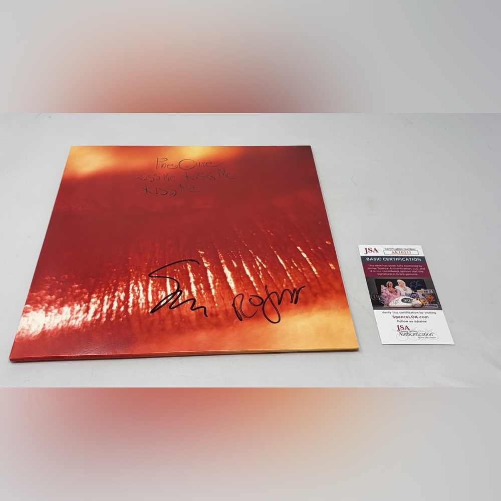 Robert Smith & Simon Gallup signed The Cure Kiss Me Kiss Me Album JSA COA‎